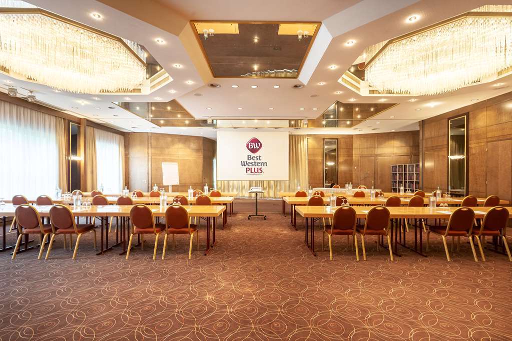 Best Western Plus Hotel Kassel City Exterior photo