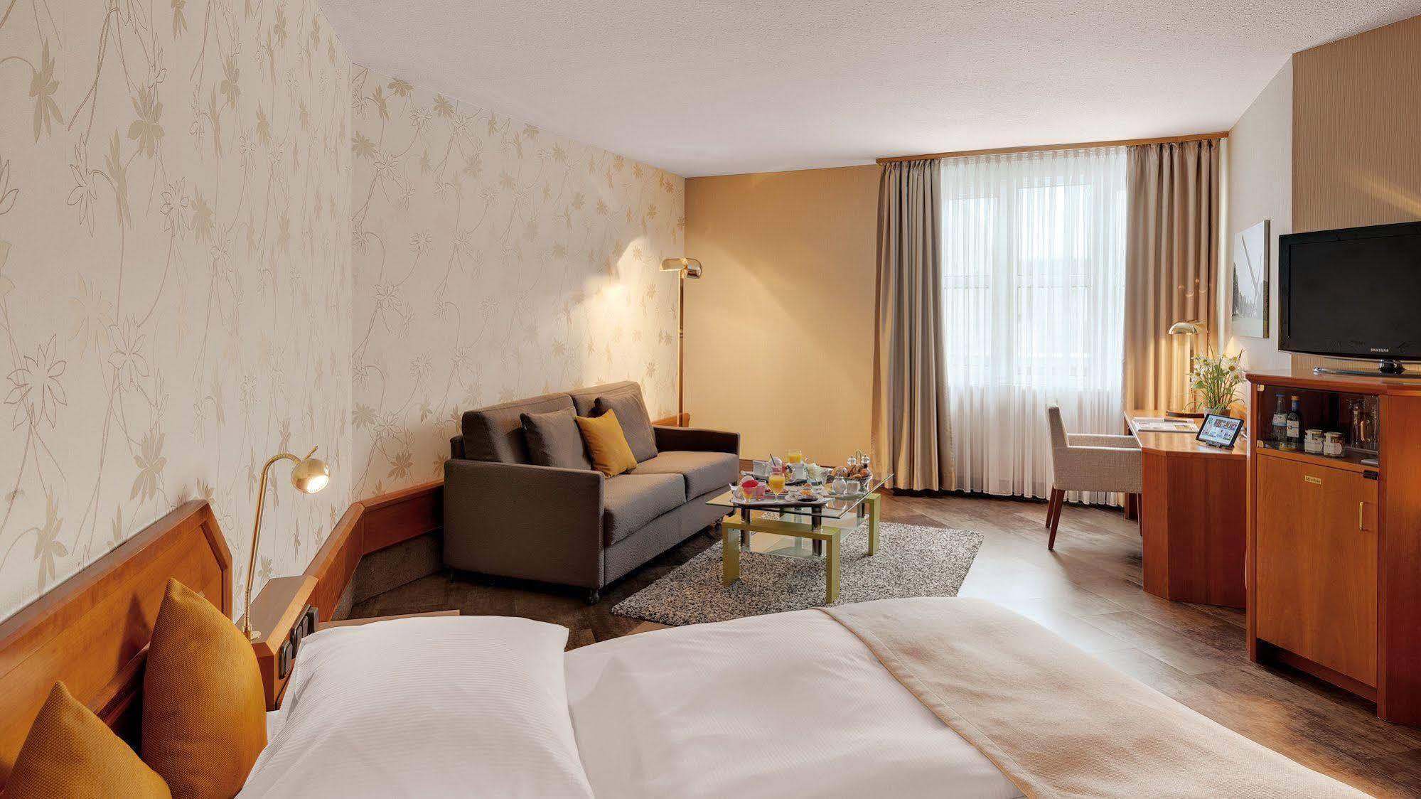 Best Western Plus Hotel Kassel City Exterior photo