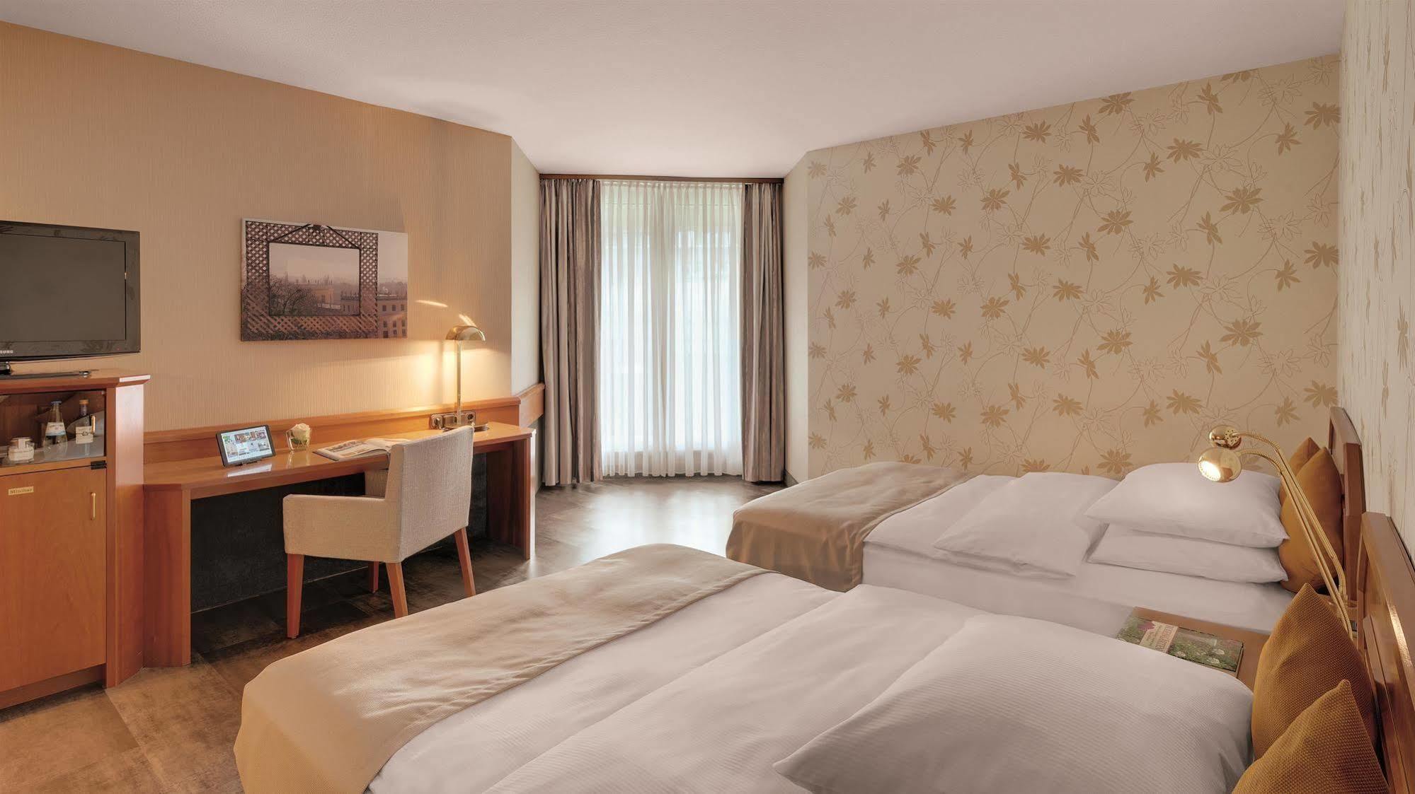 Best Western Plus Hotel Kassel City Exterior photo